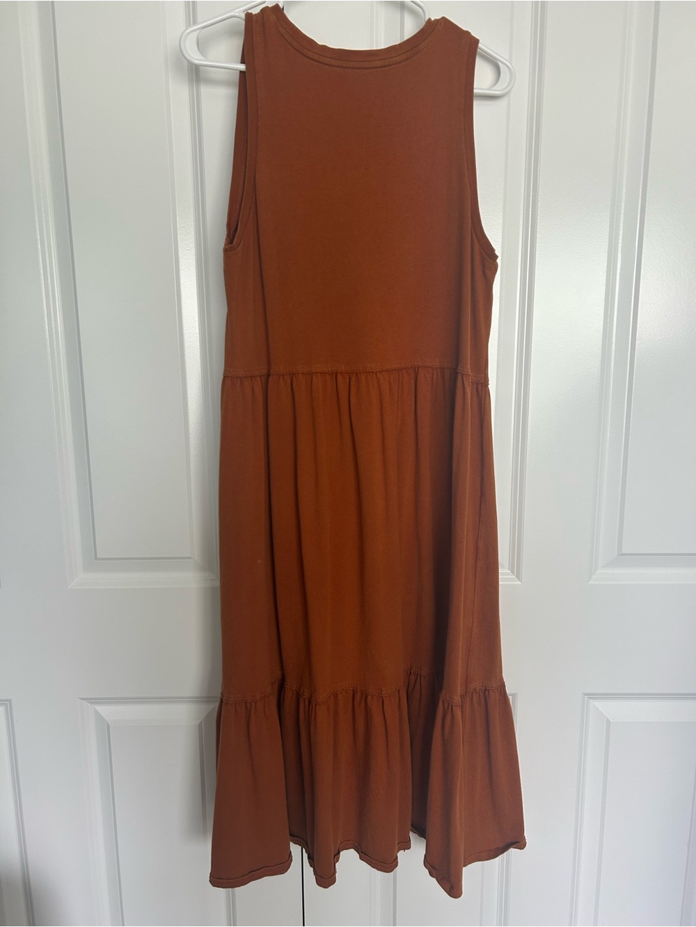 Universal Thread Rust Orange V-Neck Top - Picture 2 of 3